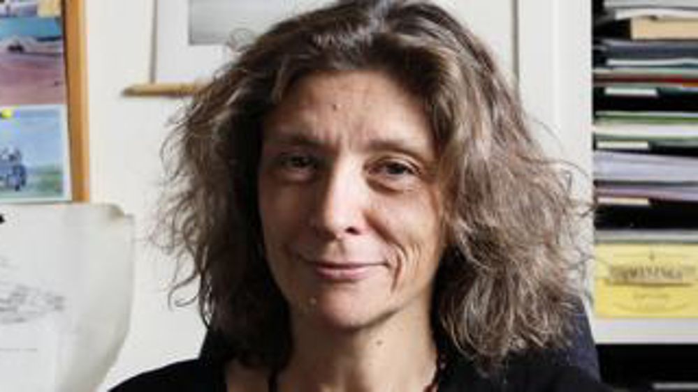 Sophie Devienne, ingénieur agronome et professeur en agriculture comparée et développement agricole à AgroParisTech. Elle est spécialisée dans l’enseignement et l’étude des transformations de l’agriculture et dans l’analyse d’impact des politiques publiques sur le développement de l’agriculture avec une expertise particulière sur les USA.j.pezon
